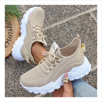 Női ultrakönnyű sneakers cipő bézs CU586054-2