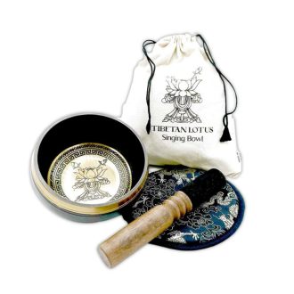   Tibet Lótusz Hangtál Ajándék Szett – Kézzel Vert és Gravírozott (14 cm) TIbS-20